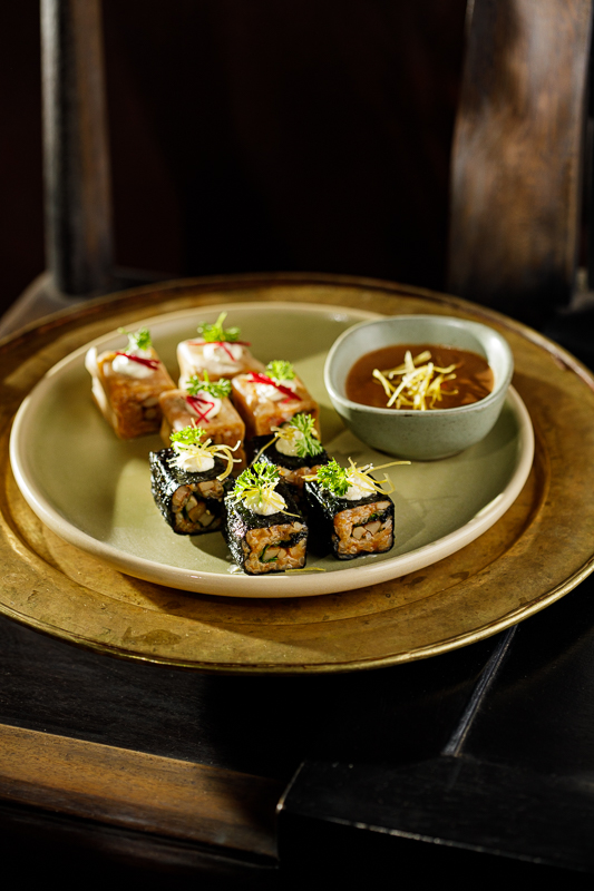 Ưu Đàm's Rice Rolls